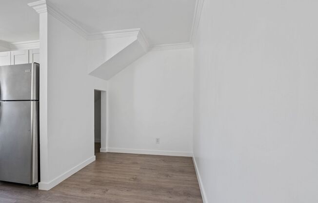 Spacious 2-Bed / 2-Bath Apartment in Prime Hollywood Location