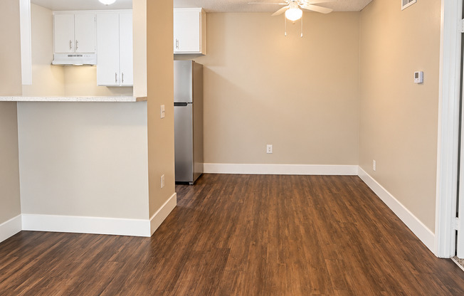 1 bed, 1 bath, 714 sqft, $1,795, Unit 016