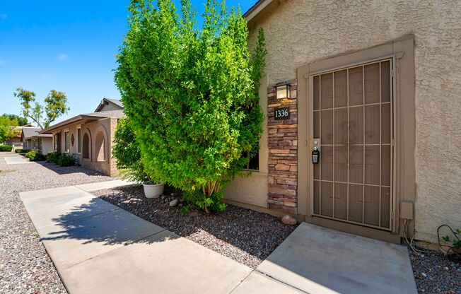 Well-Maintained 3-Bedroom Home Close to Shopping, Dining & Freeways!