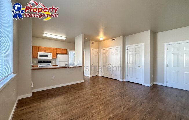 272 W MALLARD DR