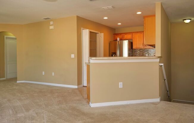 Updated and Spacious 2/2 Townhome with garage in Pemberly Pines Available Now!