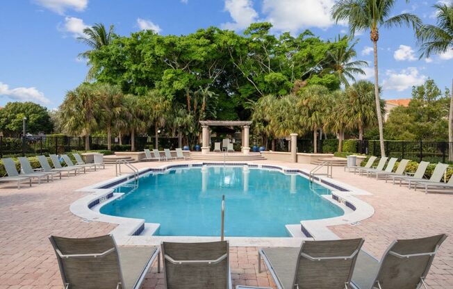 Swimming Pool | Via Lugano