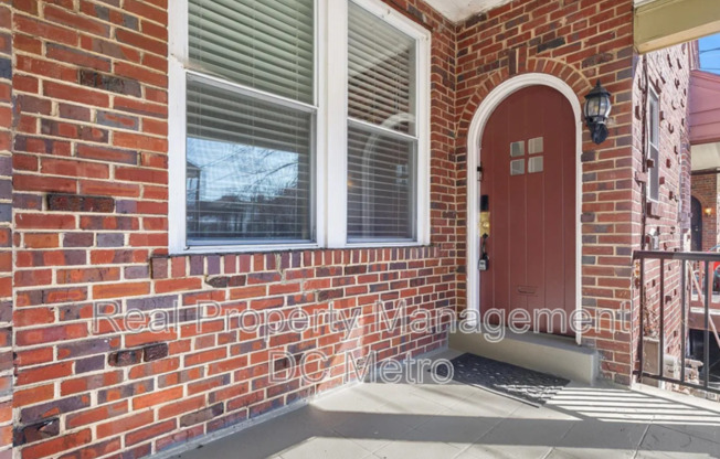 1397 SHERIDAN ST NW