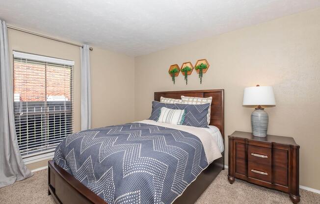 2 beds, 2 baths, 975 sqft, $1,330