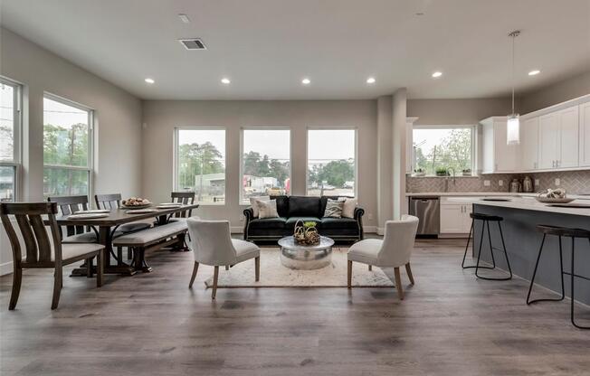 3362 PINEMONT DR