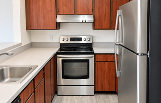 *Spacious 2BR/1.5BA Condo – In-Unit Laundry, 2 Parking Spaces & Pool*