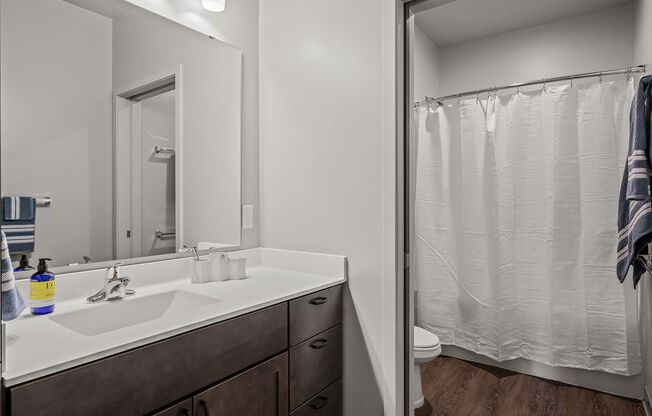 4 beds, 2 baths, 1,181 sqft, $3,312, Unit 711