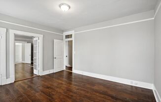 2 beds, 2 baths, $1,600, Unit B