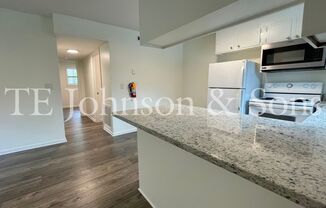 See This Renovated 2 Bedroom In Green Oaks!