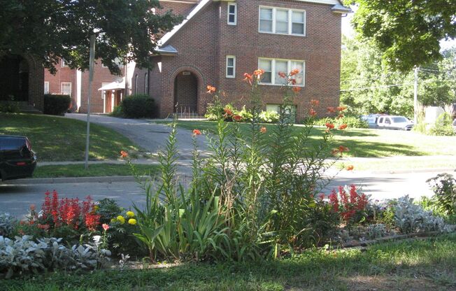 1 bed, 1 bath, 700 sqft, $765, Unit 3010-03