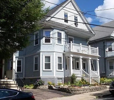 90 BARTLETT ST