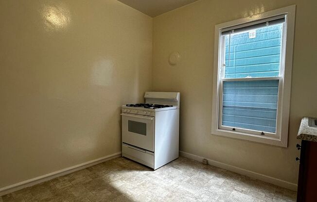 839 Haight Street (1194r)