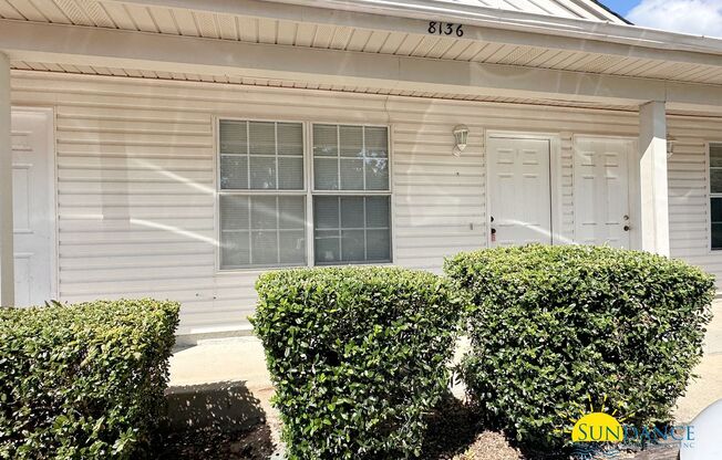 1 Bedroom Unit In The Heart of Navarre