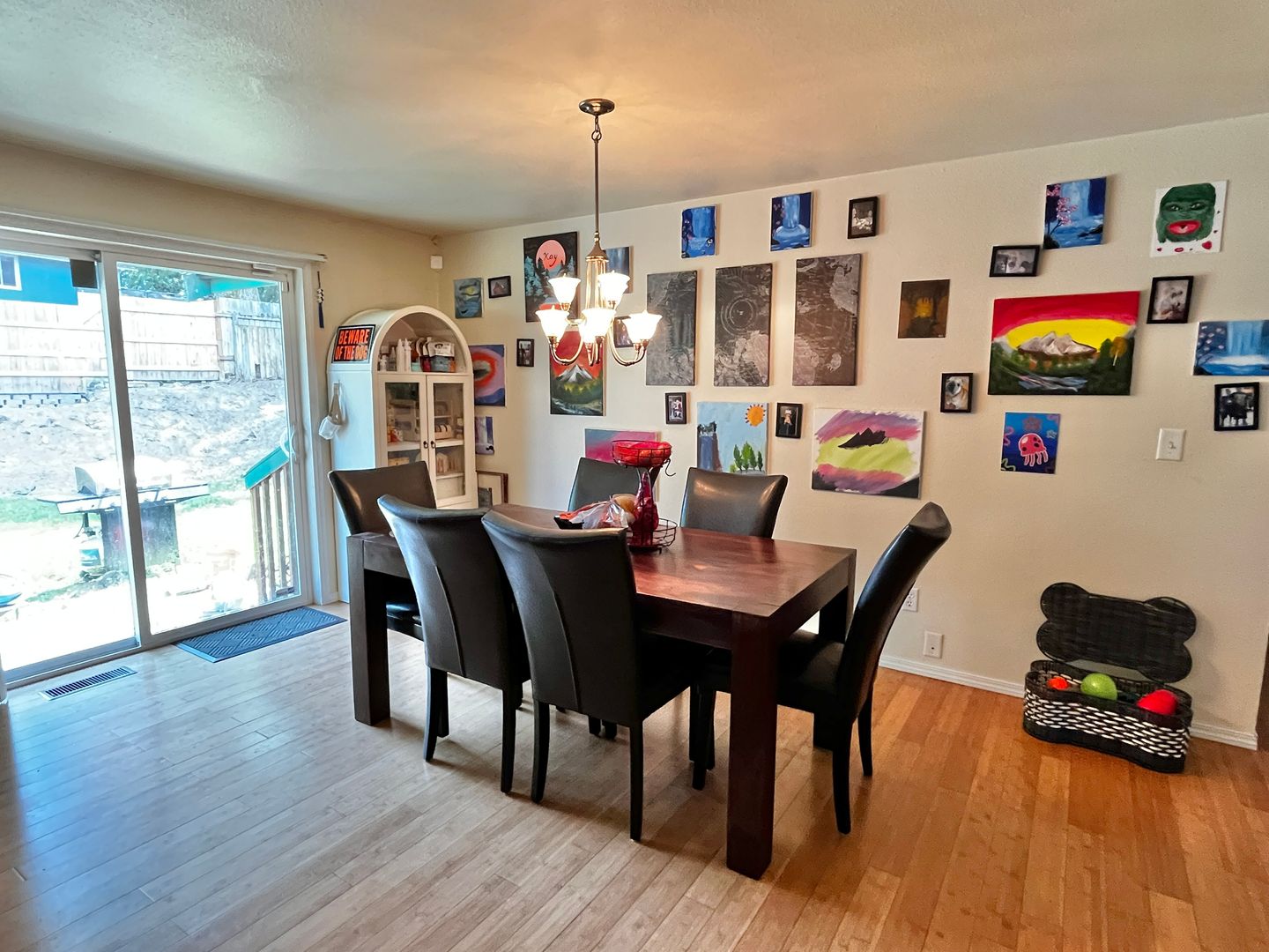 Pet Friendly Home Close to Everything