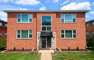 1 bed, 1 bath, 800 sqft, $925, Unit 4141-1F