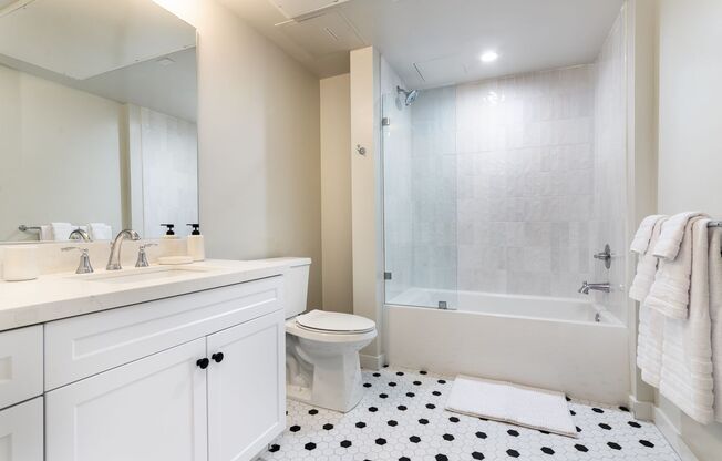 1 bed, 1 bath, 761 sqft, $2,895, Unit 407
