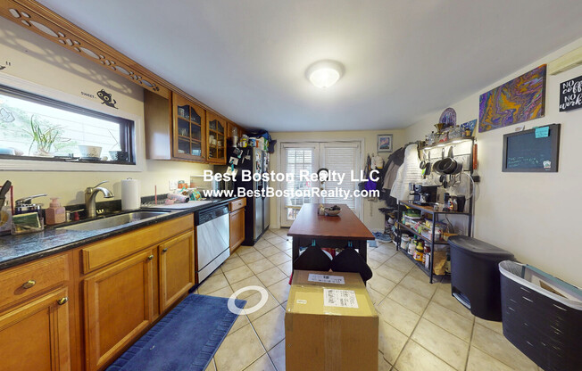 5 Clyde St, Somerville MA 2
