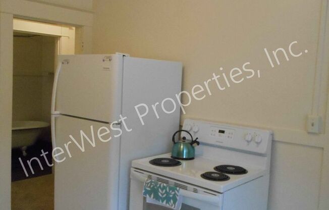 1 bed, 1 bath, 525 sqft, $1,125, Unit A