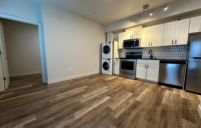 1 bed, 1 bath, 487 sqft, $1,775, Unit 110