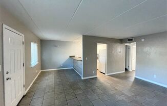 2 Bedroom 1 Bath condo w/ open floor plan $1350.00-in Daytona Beach FL