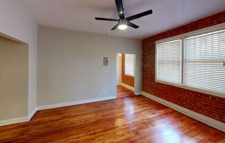 Studio, 1 bath, 450 sqft, $1,425, Unit 103