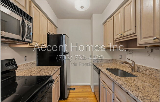 2 beds, 2.5 baths, 1,452 sqft, $3,400
