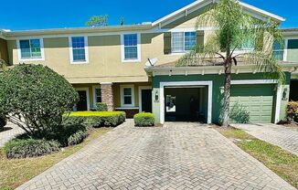 3 Bedroom / 2.5 Bath Sanford Townhome Available Now!