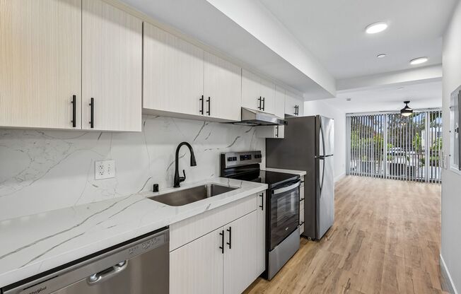 Studio, 1 bath, 452 sqft, $2,275, Unit 2330-107