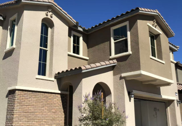 3114 MOLINOS DR
