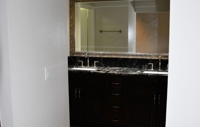 3 beds, 2.5 baths, $4,350, Unit # 11