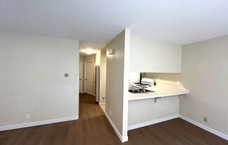 Pet Friendly 2BR/1BA in North Park, New Floors, Includes Parking and Onsite Laundry!