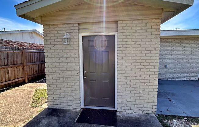 3 beds, 2 baths, $1,995