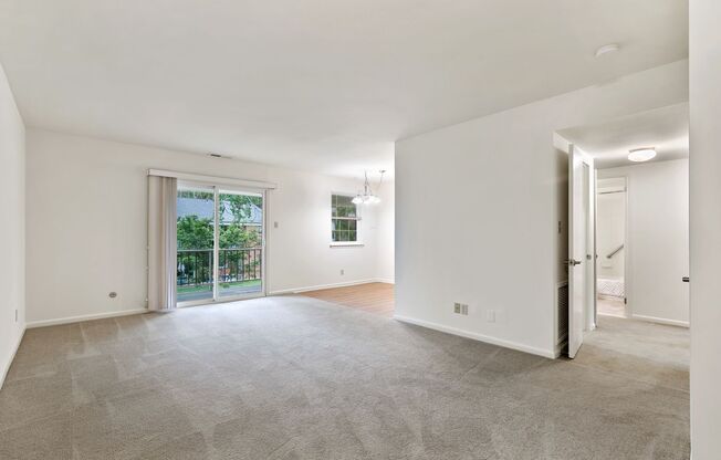 2 beds, 1 bath, 1,173 sqft, $1,880, Unit C11