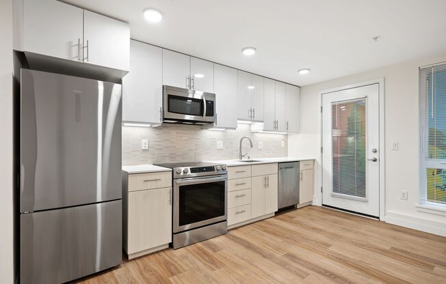 Studio, 1 bath, 513 sqft, $1,695, Unit G07