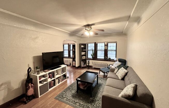 1428 E Capitol Drive