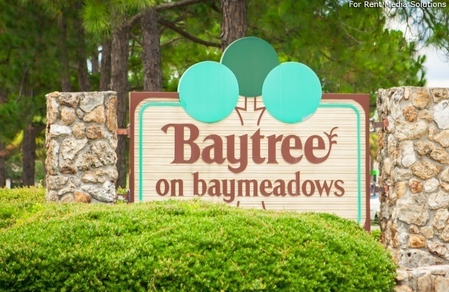 2 beds, 2 baths, 1,200 sqft, $1,350, Unit 90