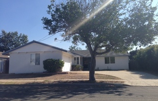 4 Bedroom/2 Bath with BRAND NEW A/C!!!!