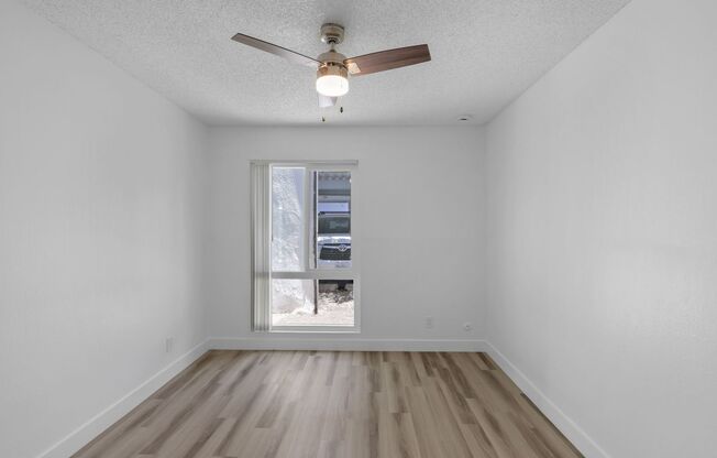 2 beds, 1 bath, 880 sqft, $1,750, Unit 110