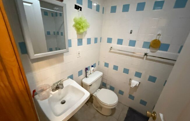 129 Cedar St Apt 3