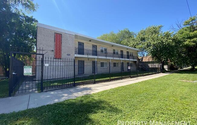 8850 S SAGINAW AVE
