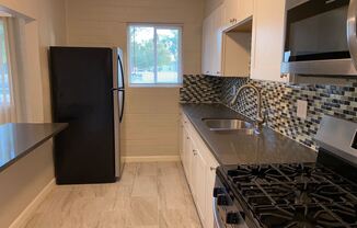 704 - 724 West 5th Street