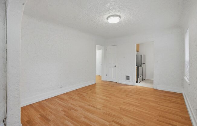 1 bed, 1 bath, 625 sqft, $1,595, Unit 109