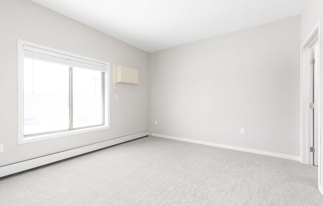 3 beds, 2 baths, 1,364 sqft, $1,775, Unit 401