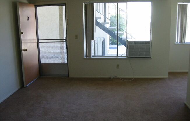 037 - Florentine Villa