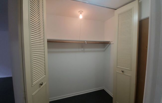 Studio, 1 bath, $1,500, Unit #212