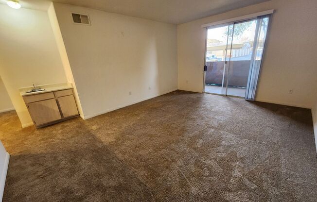 2 beds, 2 baths, $1,430