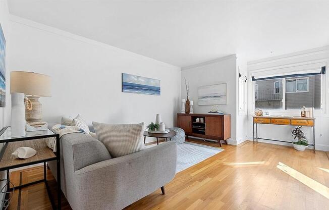 779 LA PLAYA ST