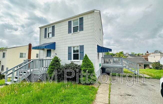 933 JOSEPHINE ST