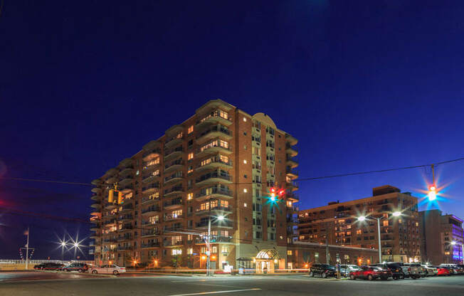 Exterior at 10 West Apartments
