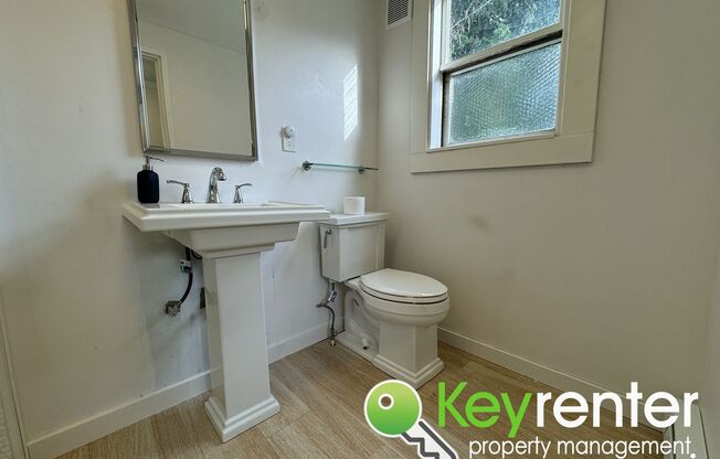 2 beds, 1 bath, $2,300